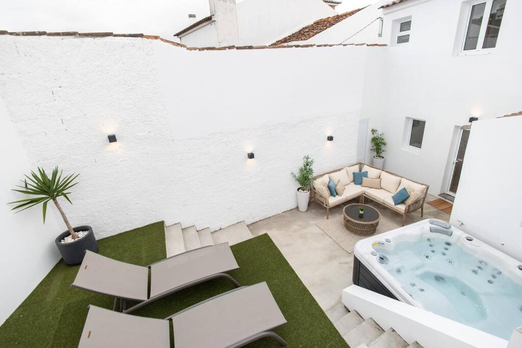 Ferienhaus New! Oceanfront With Hottub, Lagoa Sao Miguel Azores *